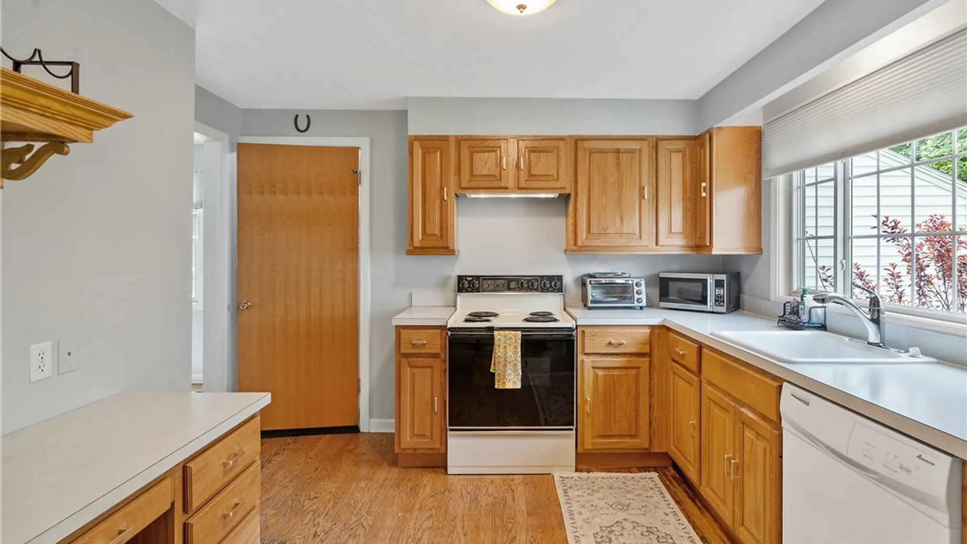 Property at 115 Mansfield Drive, Camillus, NY 13031 16