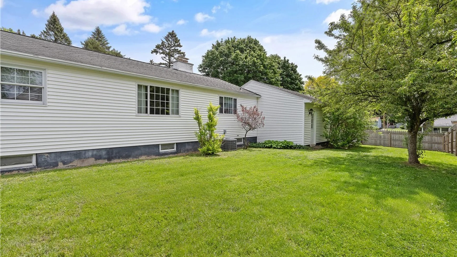 Property at 115 Mansfield Drive, Camillus, NY 13031 29