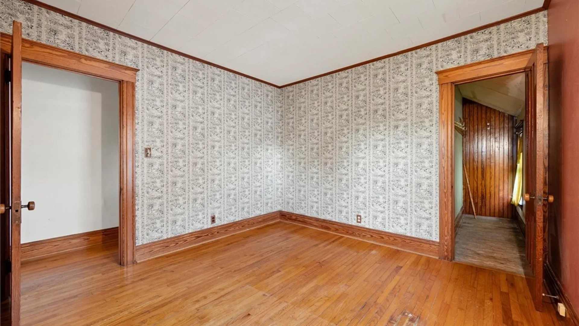 Property at 233 W Walnut Street, Oneida, NY 13421 33