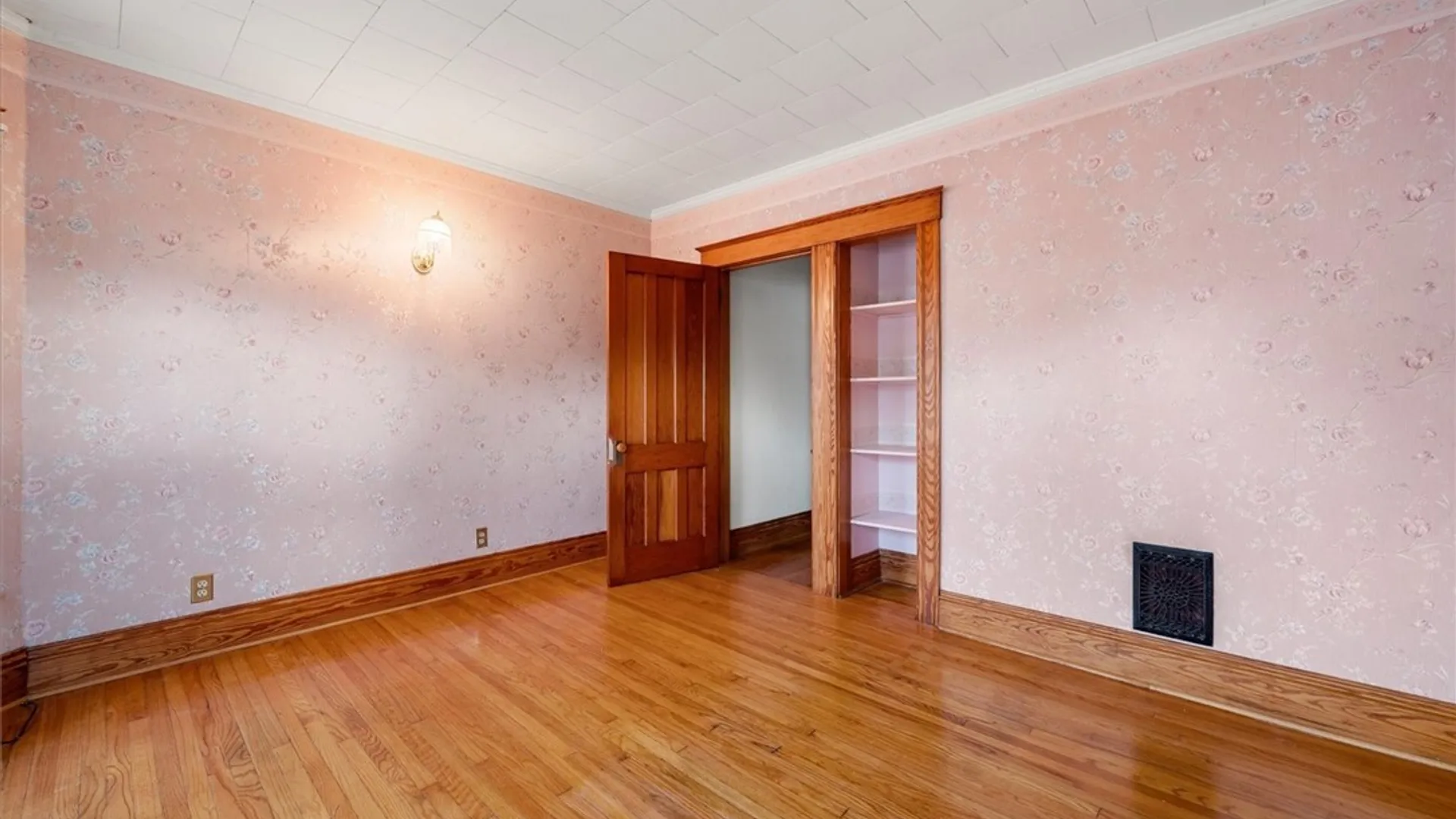 Property at 233 W Walnut Street, Oneida, NY 13421 36