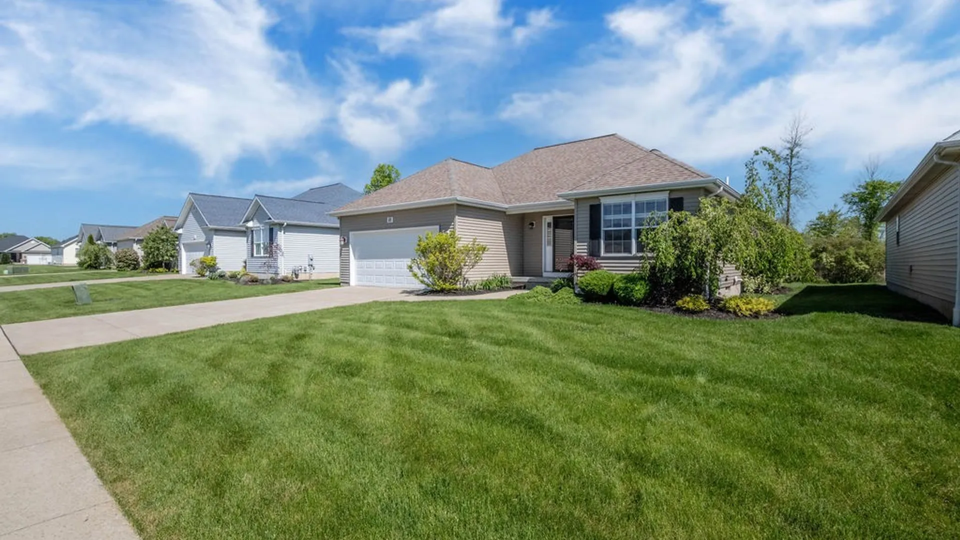 Property at 85 Cottagewood Lane, Grand Island, NY 14072 34