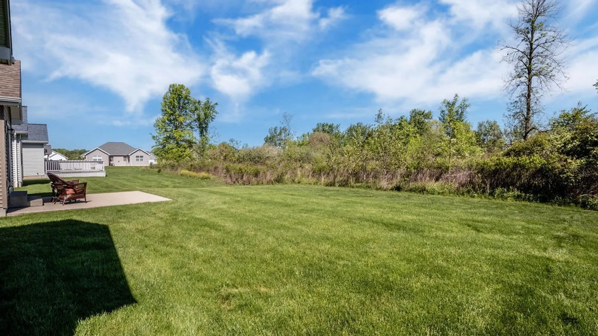 Property at 85 Cottagewood Lane, Grand Island, NY 14072 4