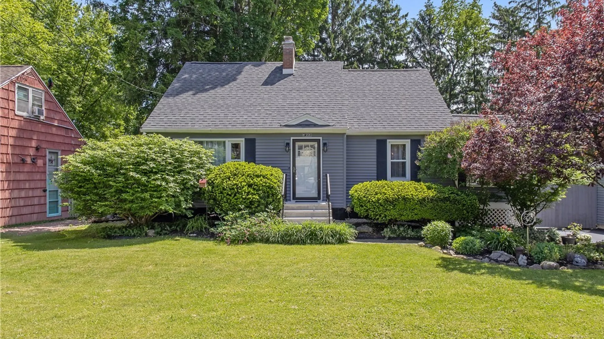 Property at 208 Mcclennan Drive, Manlius, NY 13066 2