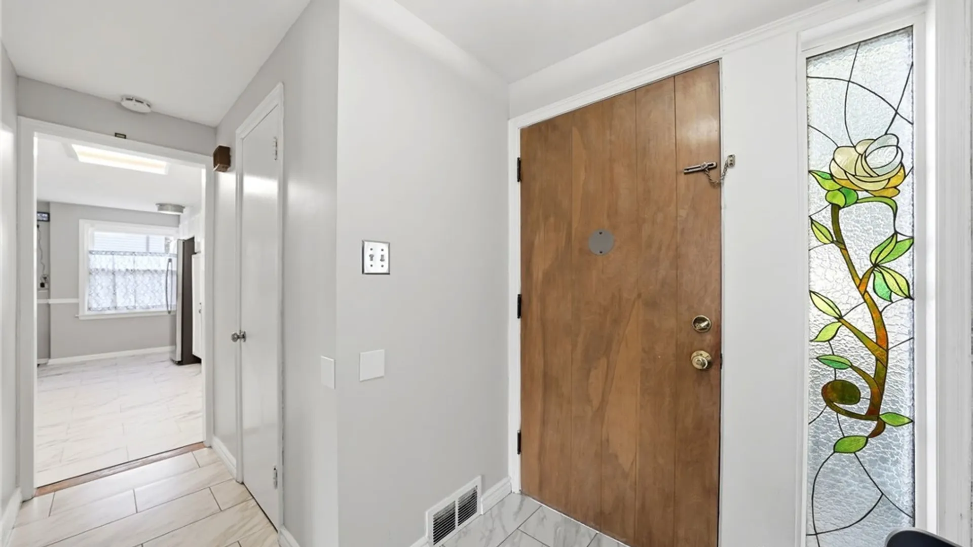 Property at 3024 Delancey Road, Niagara Falls, NY 14305 5