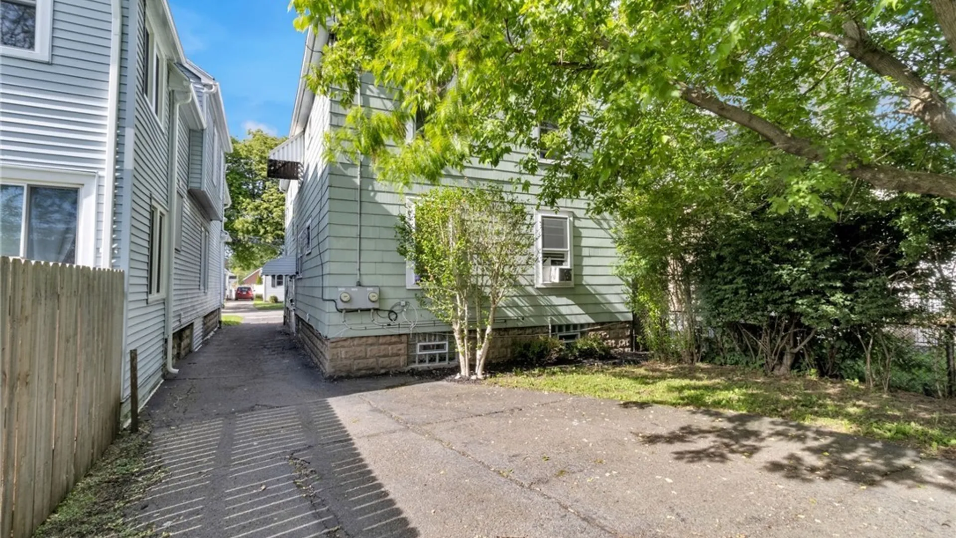 Property at 63 Carlyle Avenue, Buffalo, NY 14220 5