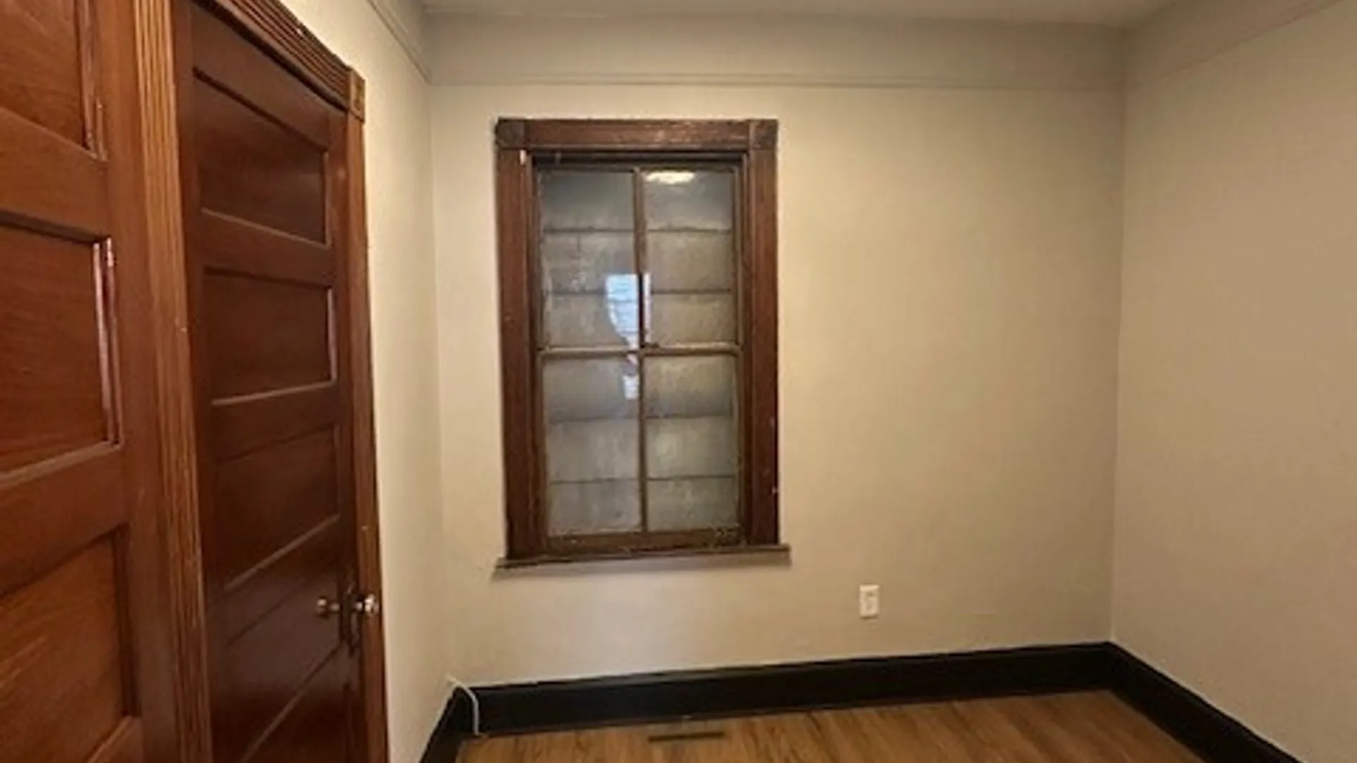 Property at 945 Broadway, Rensselaer, NY 12144 4
