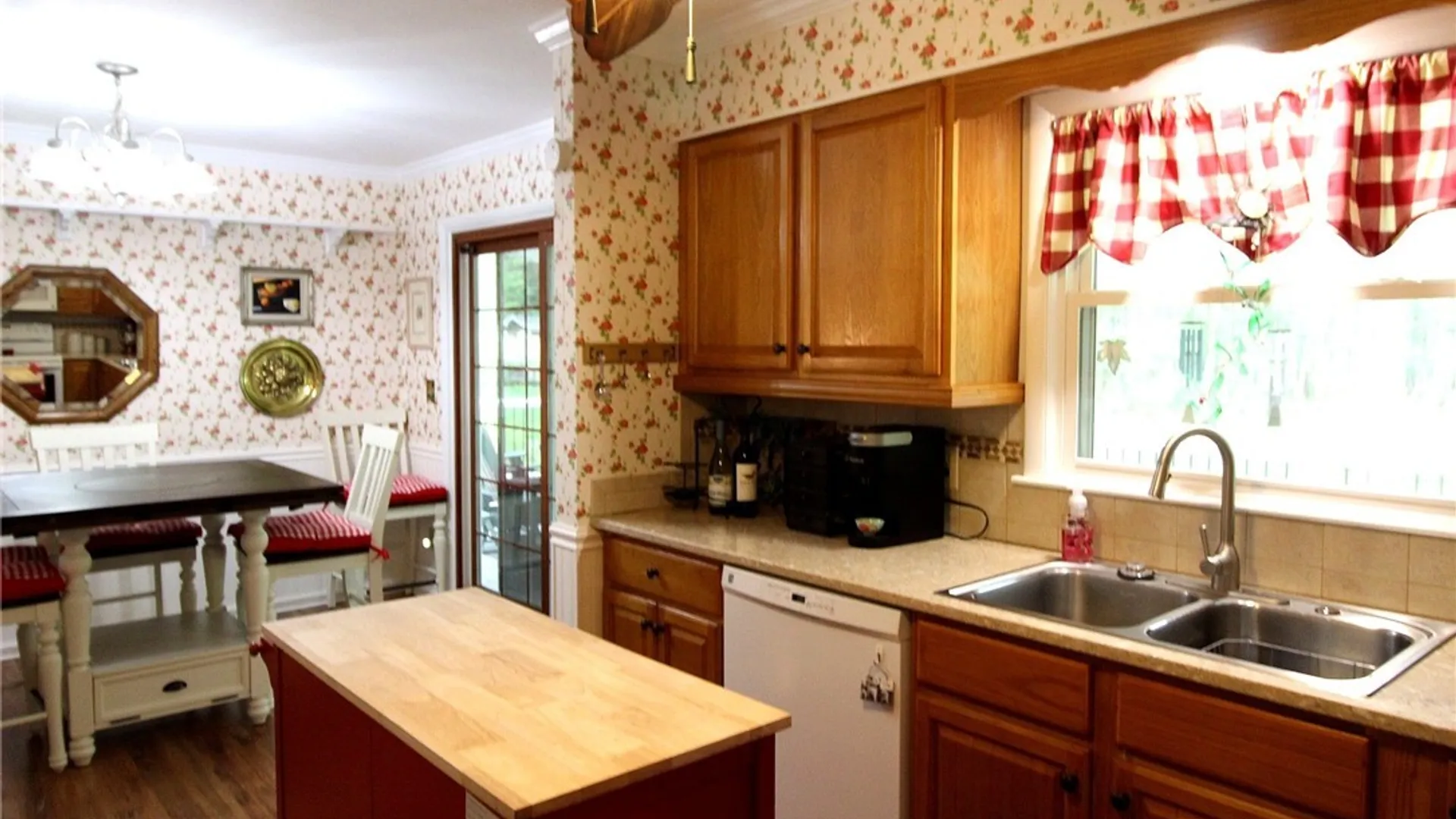 Property at 221 Willow Avenue, Jamestown, NY 14701 10