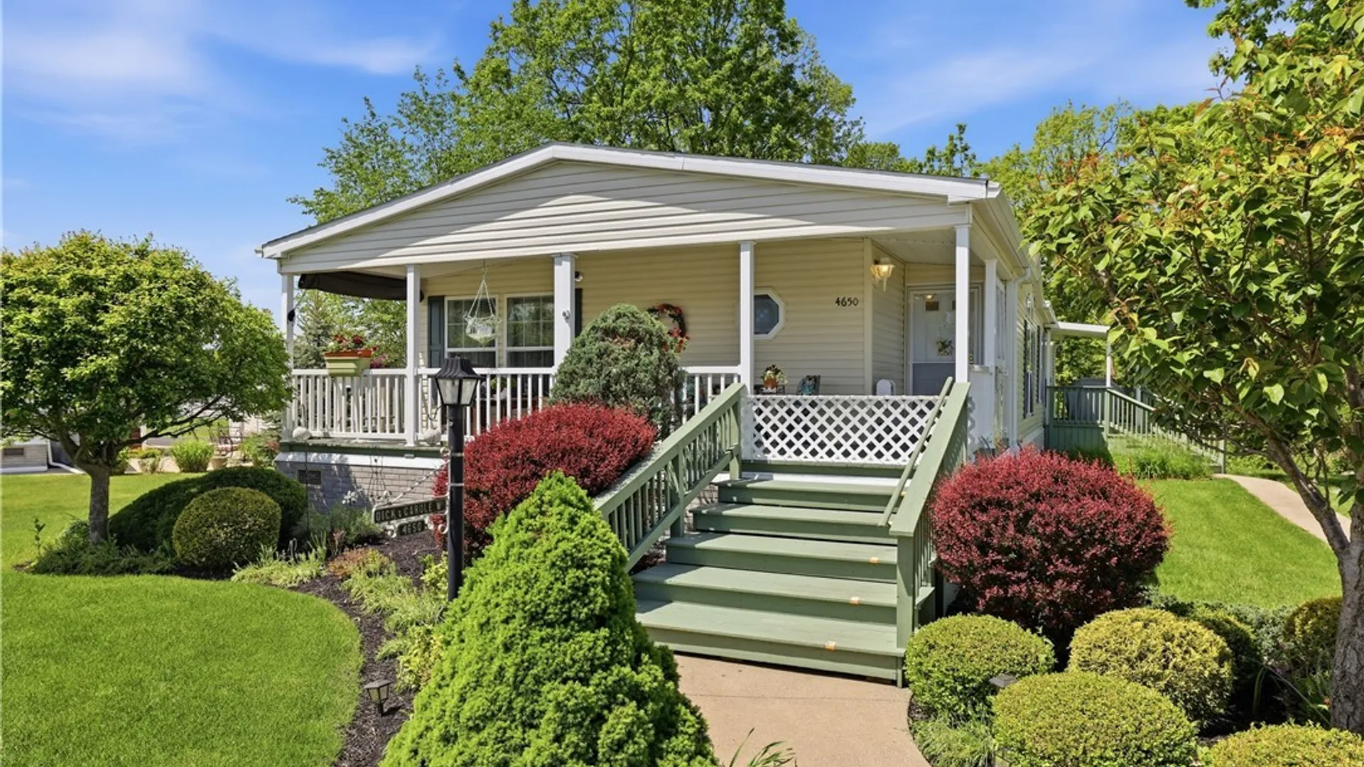 Property at 4650 Stonebridge, Clarence, NY 14031 5