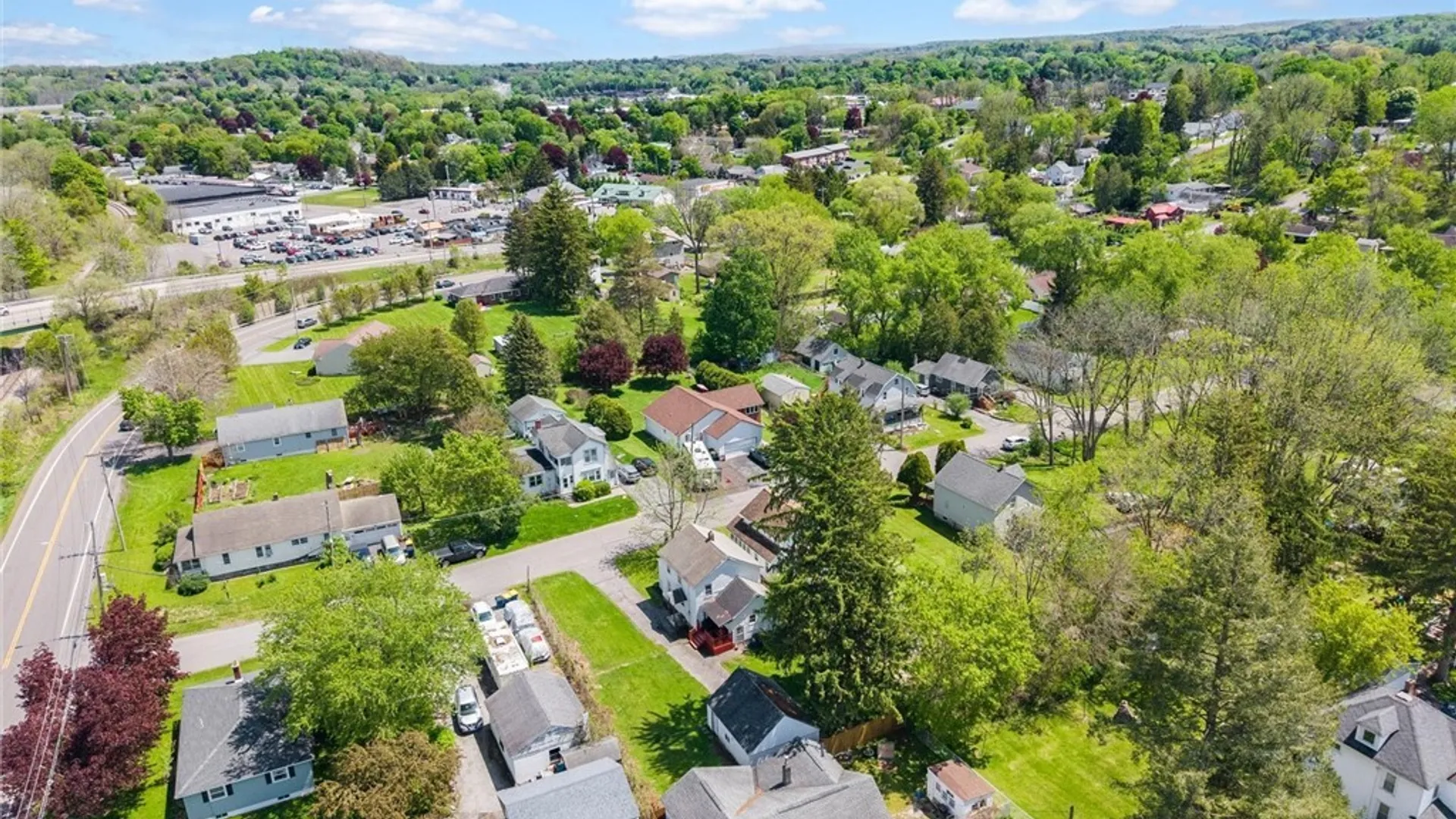 Property at 315 Melrose Avenue, Camillus, NY 13219 25