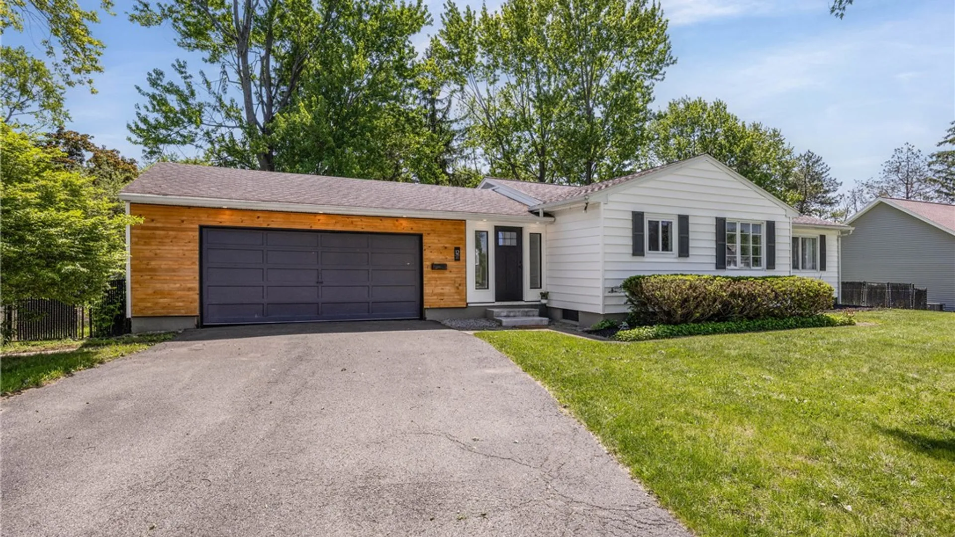 Property at 12 West Parkway, Victor, NY 14564 2