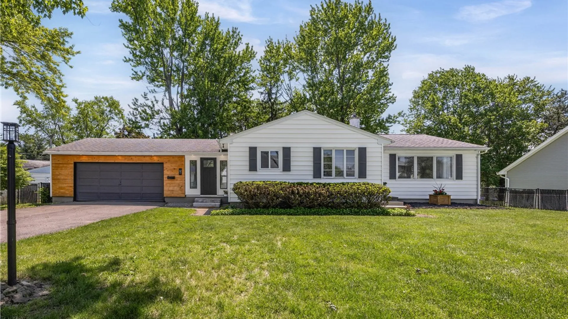Property at 12 West Parkway, Victor, NY 14564 3