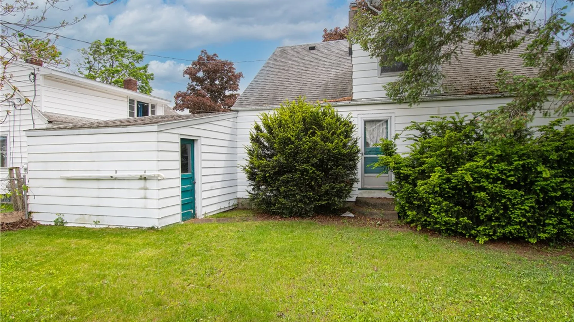 Property at 182 Corley Drive, Irondequoit, NY 14622 5