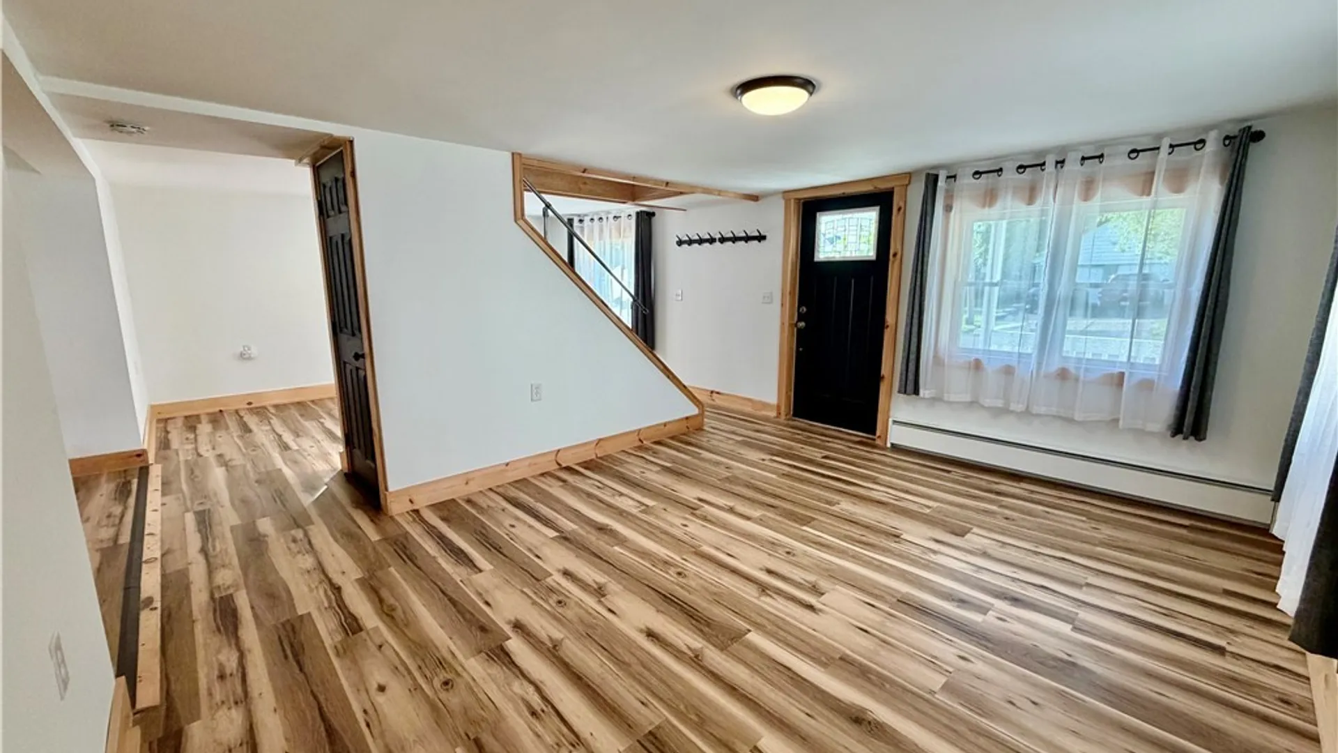 Property at 90 W Mohawk Street, Oswego, NY 13126 7
