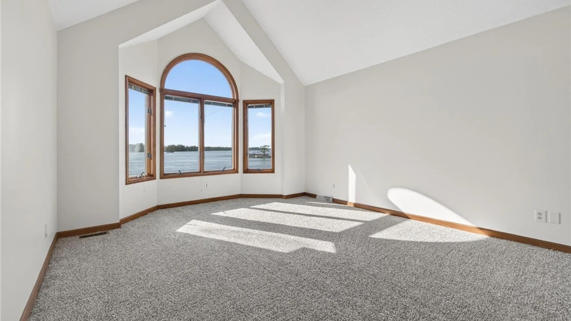 Property at 232 Niagara Shore Drive, Tonawanda, NY 14150 16