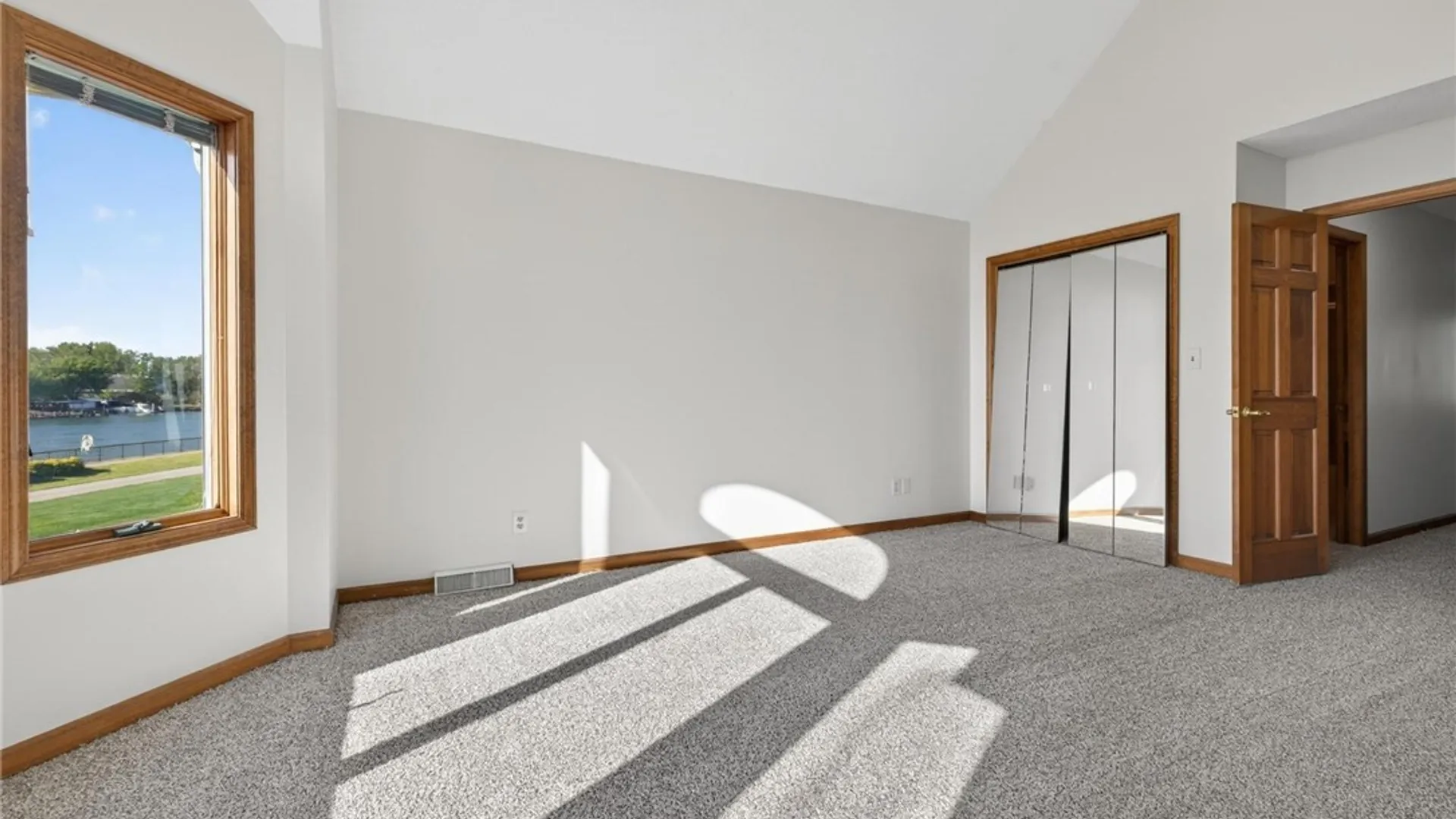 Property at 232 Niagara Shore Drive, Tonawanda, NY 14150 18