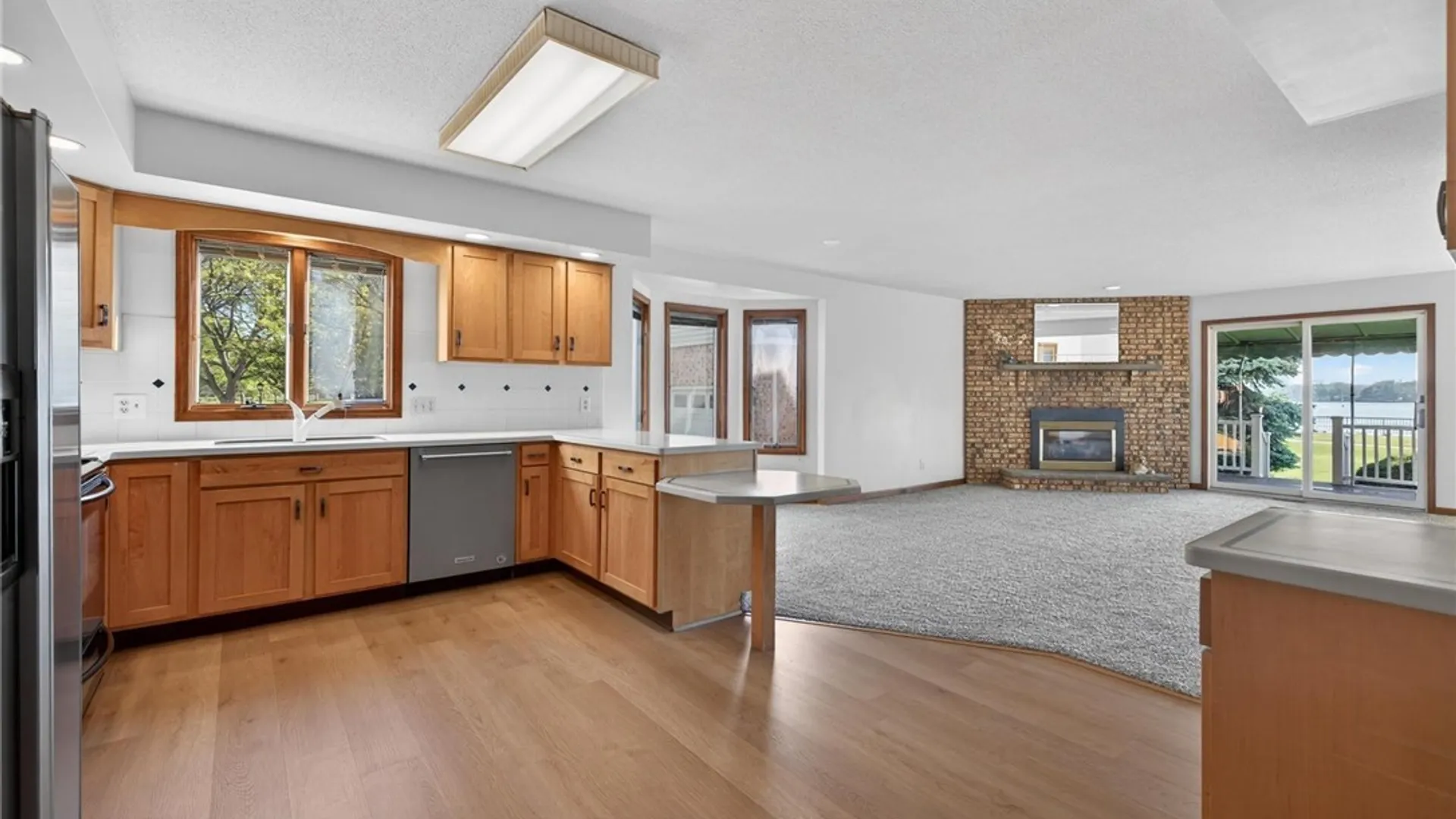 Property at 232 Niagara Shore Drive, Tonawanda, NY 14150 23