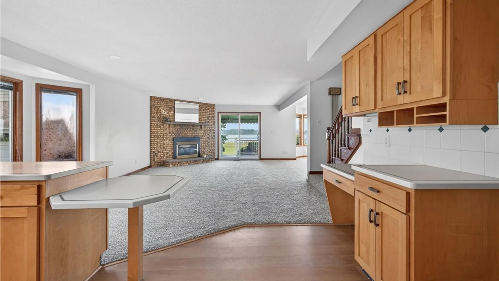 Property at 232 Niagara Shore Drive, Tonawanda, NY 14150 24