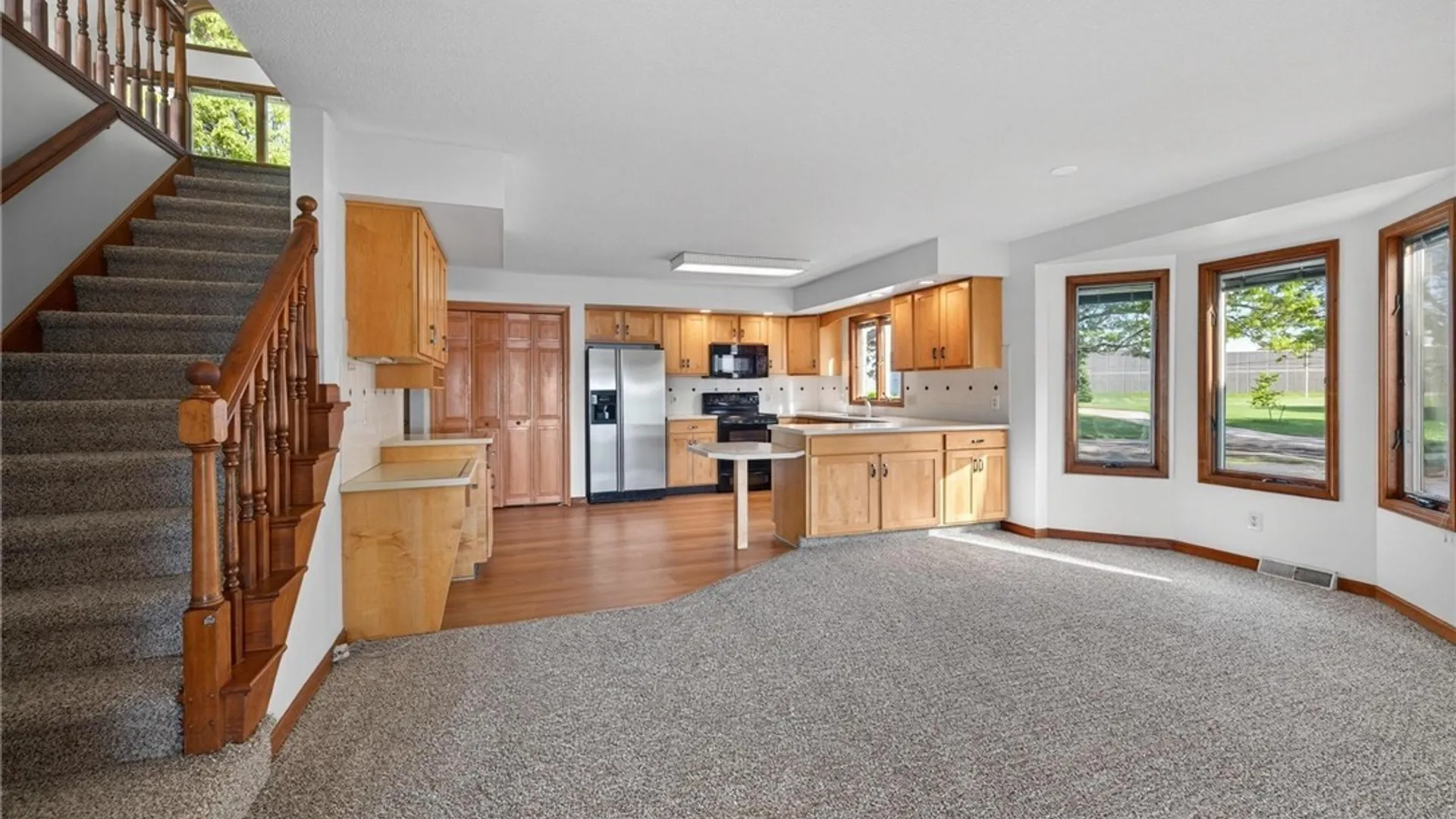 Property at 232 Niagara Shore Drive, Tonawanda, NY 14150 36