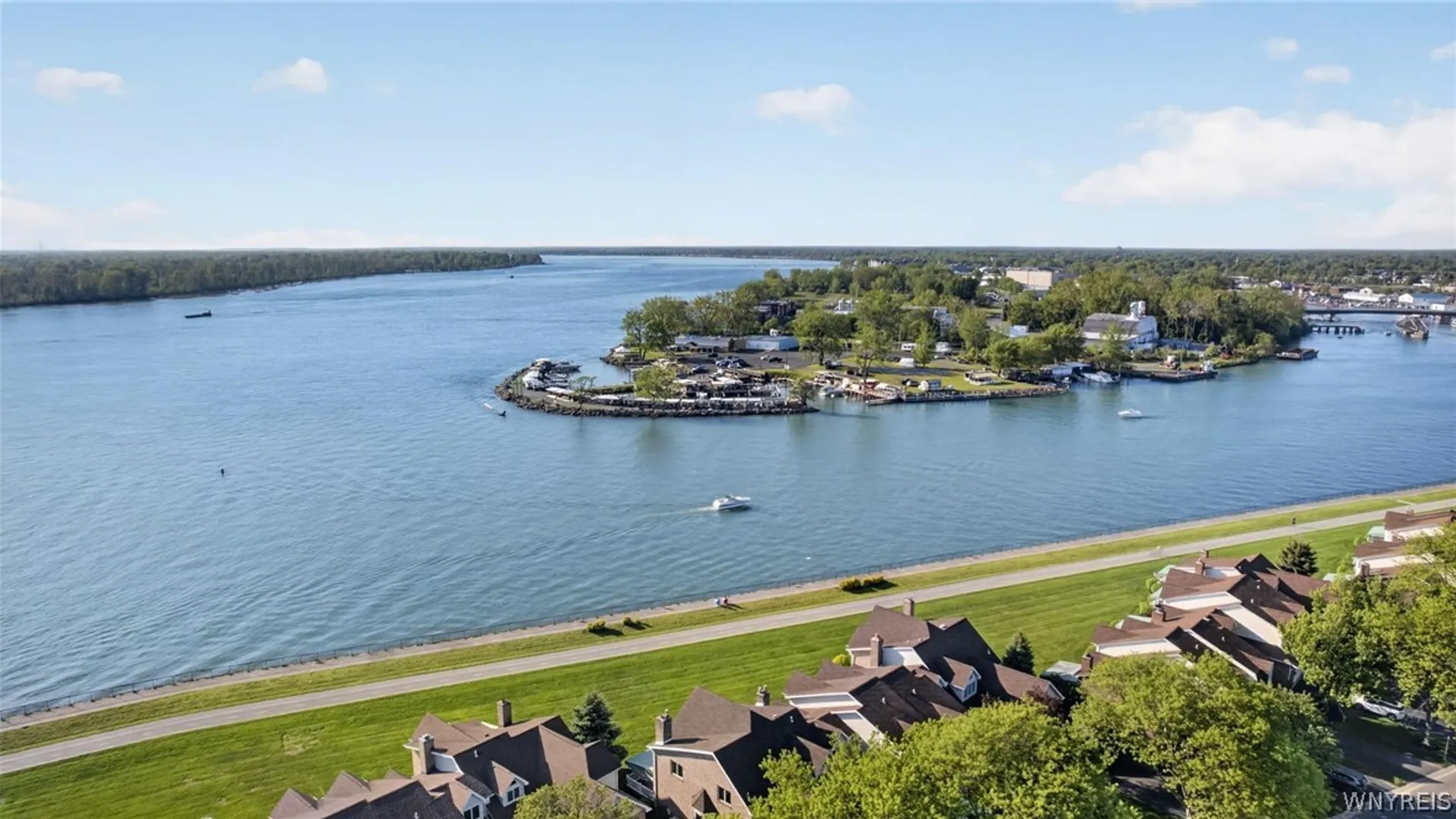 Property at 232 Niagara Shore Drive, Tonawanda, NY 14150 46