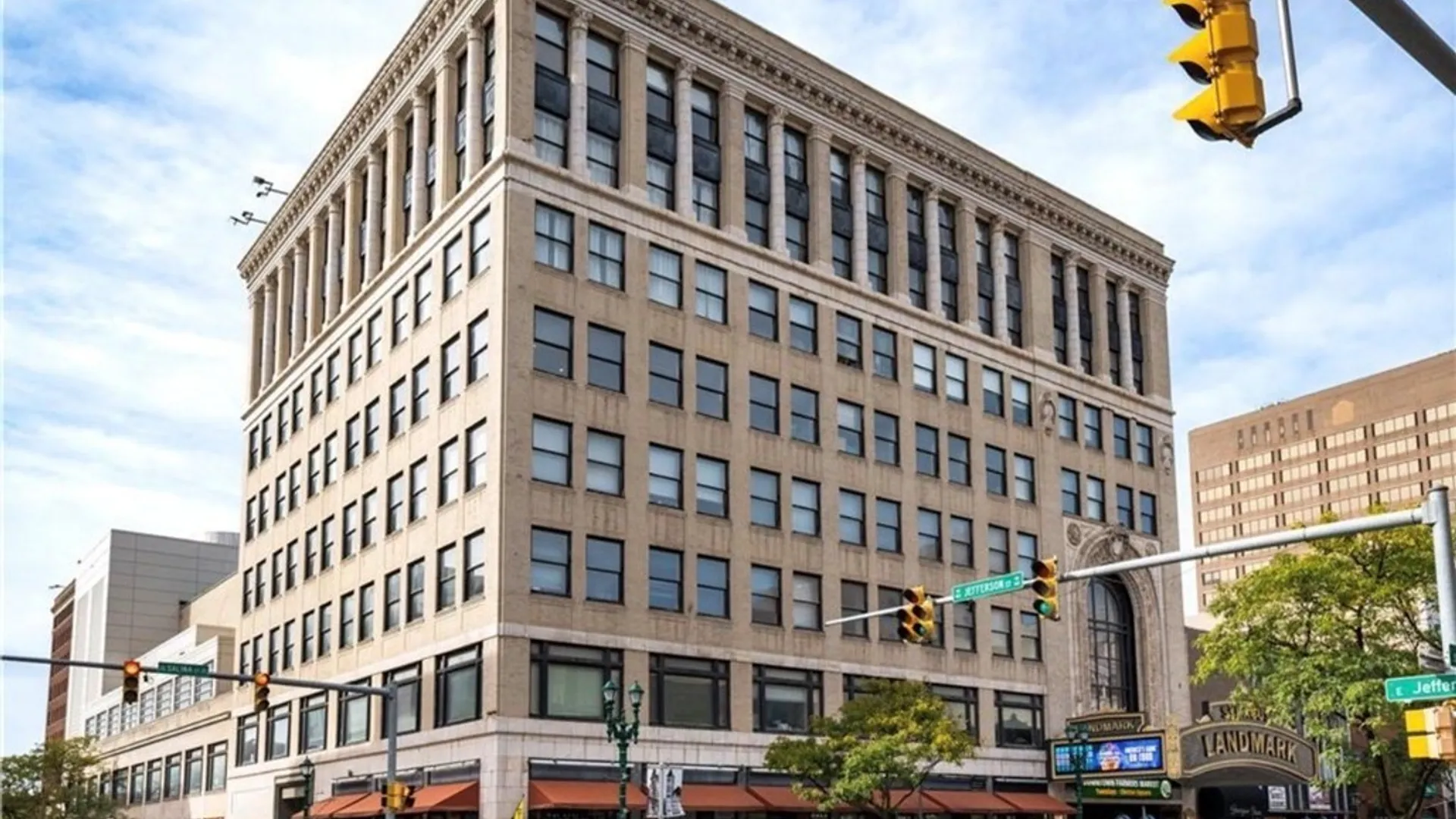 Property at 108 W Jefferson Street, Syracuse, NY 13202 2