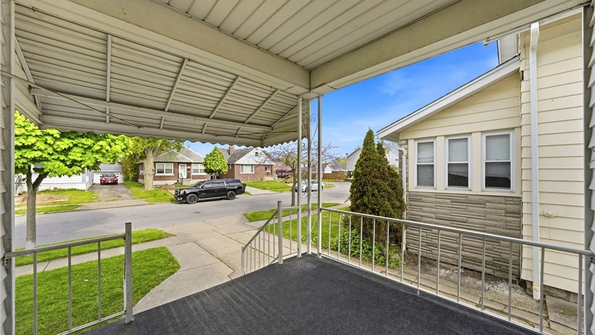 Property at 320 University Avenue, Tonawanda, NY 14223 2