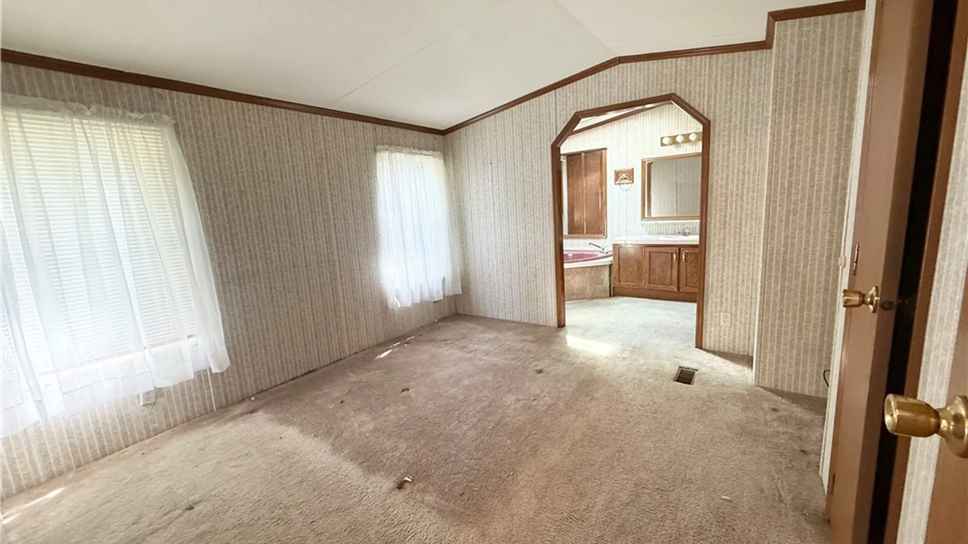 Property at 5 Arrowhead Drive, Waterloo, NY 13165 28