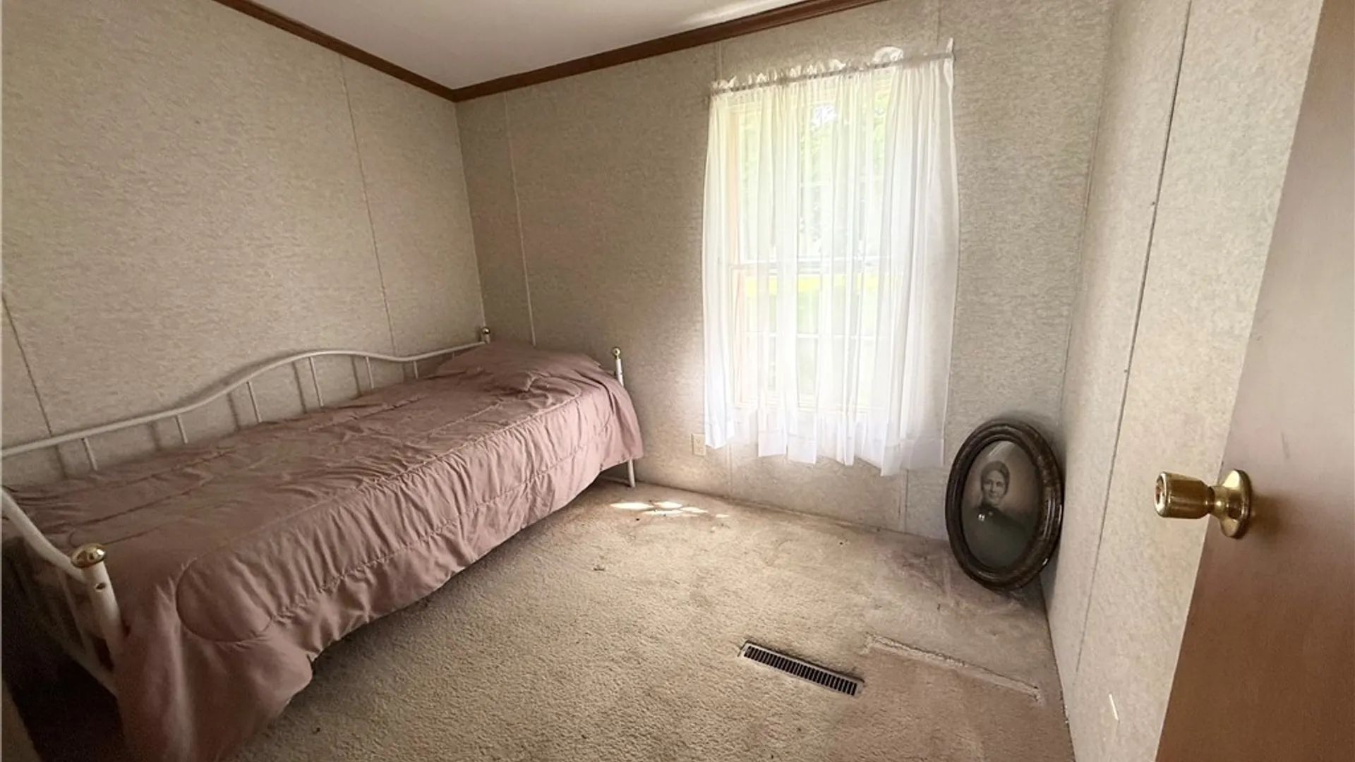 Property at 5 Arrowhead Drive, Waterloo, NY 13165 35