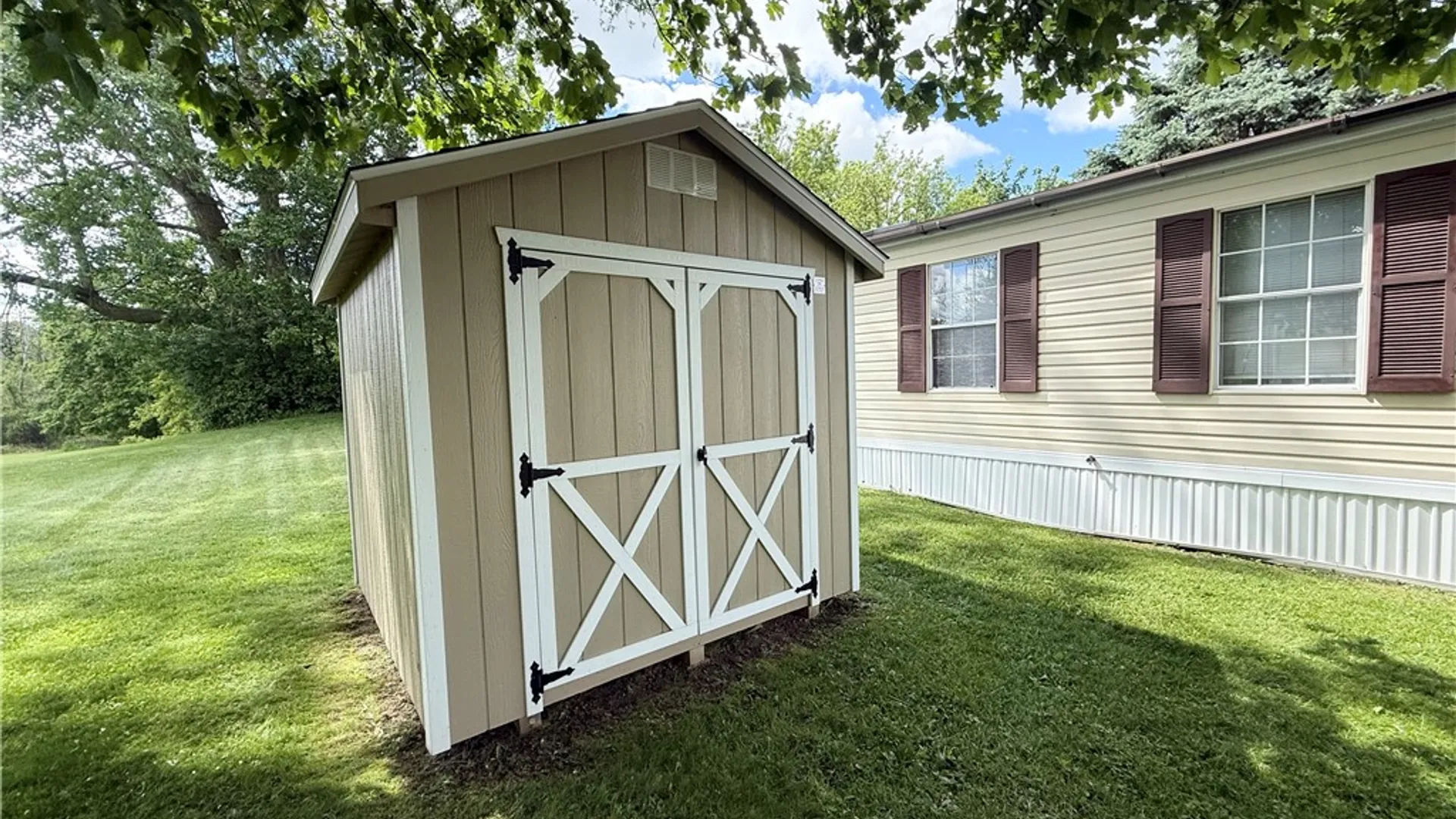 Property at 5 Arrowhead Drive, Waterloo, NY 13165 37