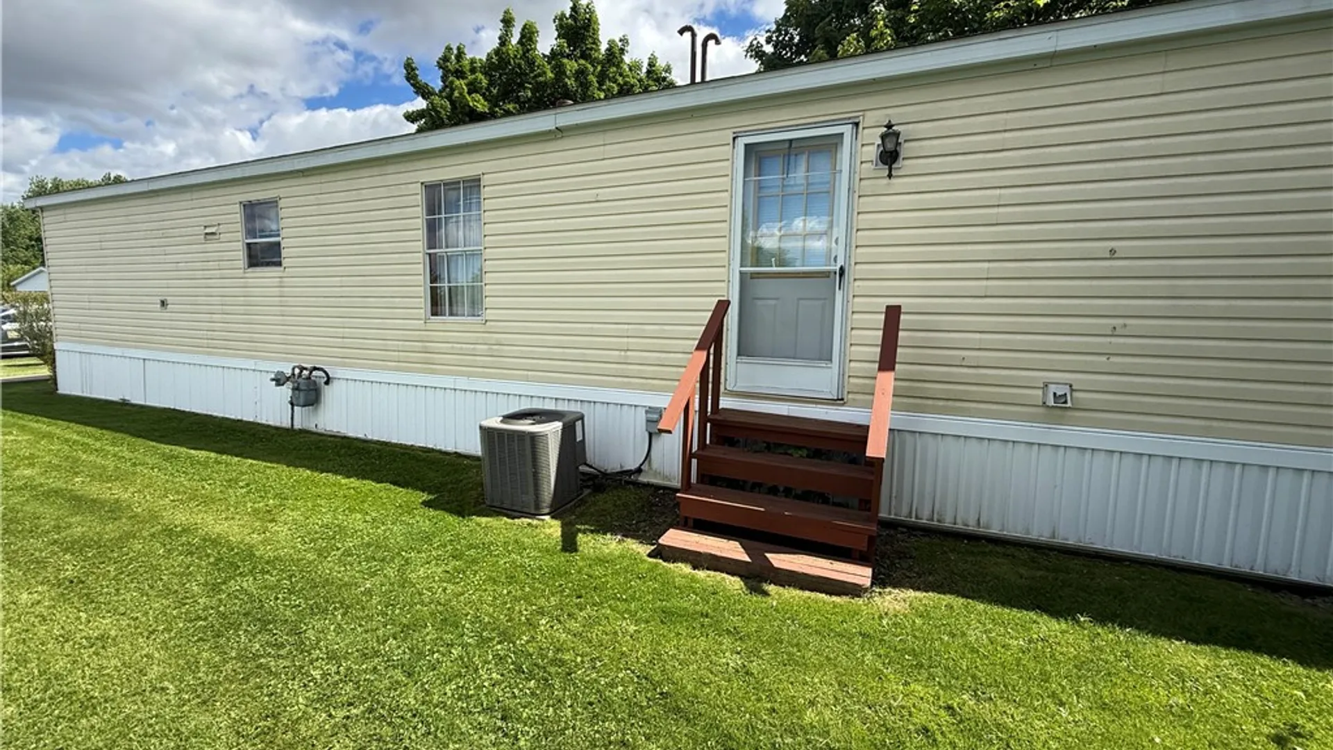 Property at 5 Arrowhead Drive, Waterloo, NY 13165 5
