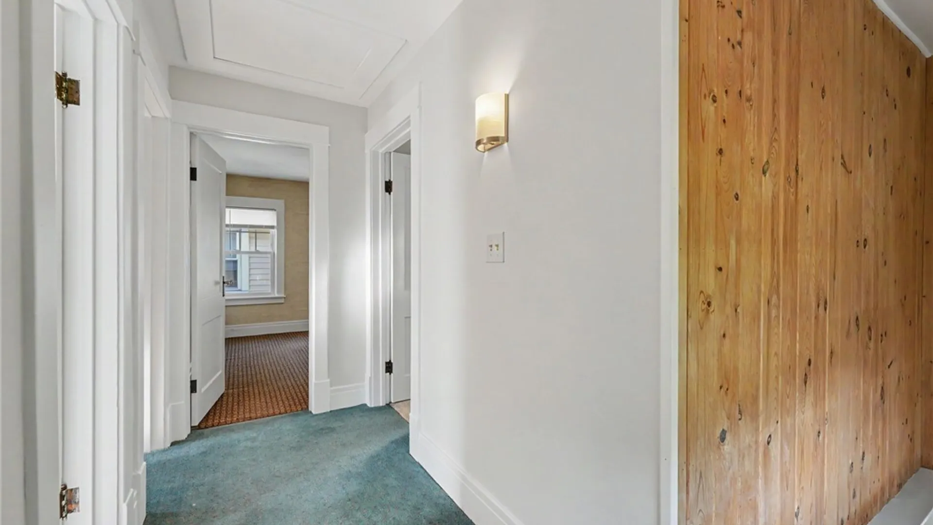 Property at 14 Field Avenue, Lancaster, NY 14086 14