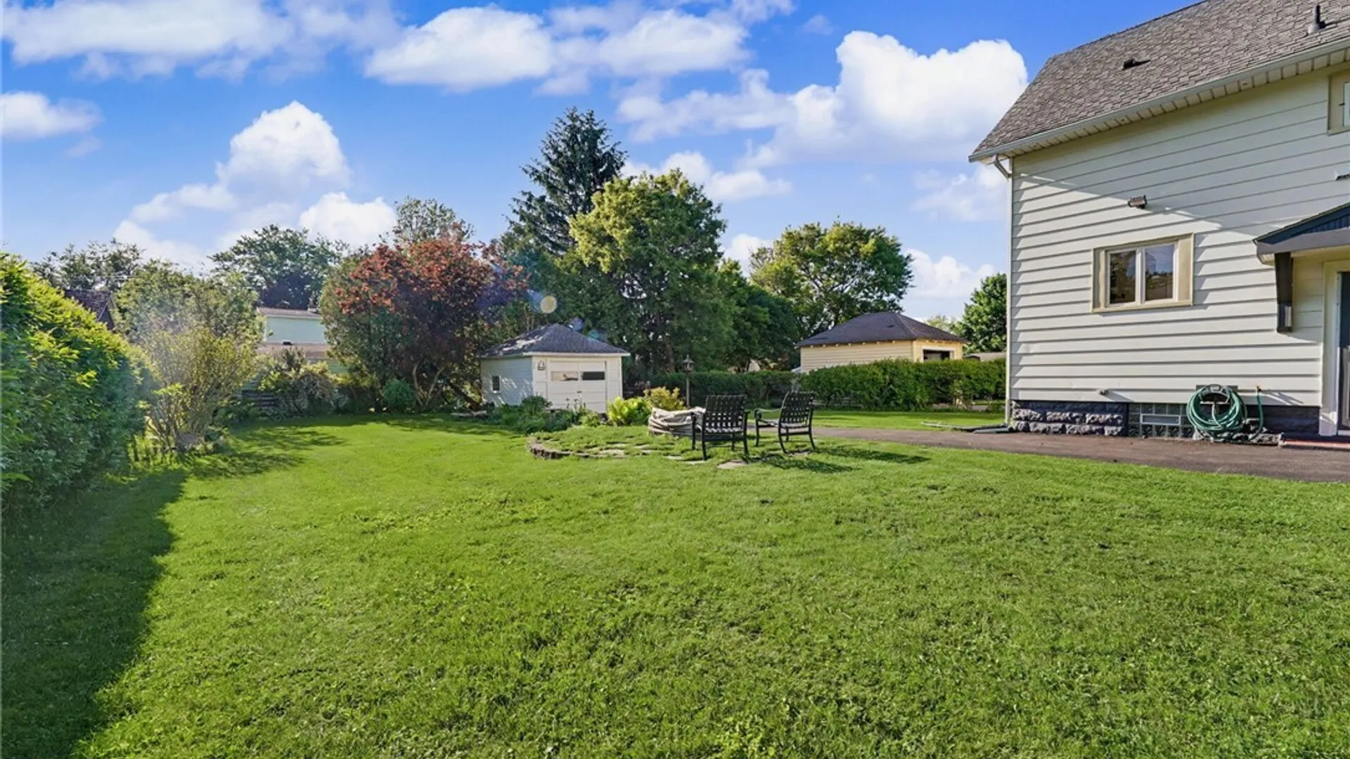 Property at 14 Field Avenue, Lancaster, NY 14086 26