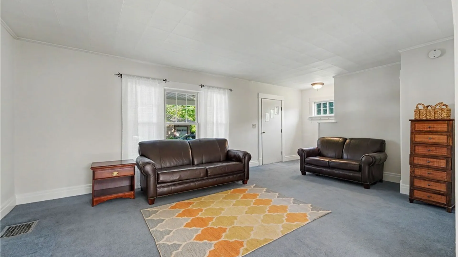 Property at 14 Field Avenue, Lancaster, NY 14086 7