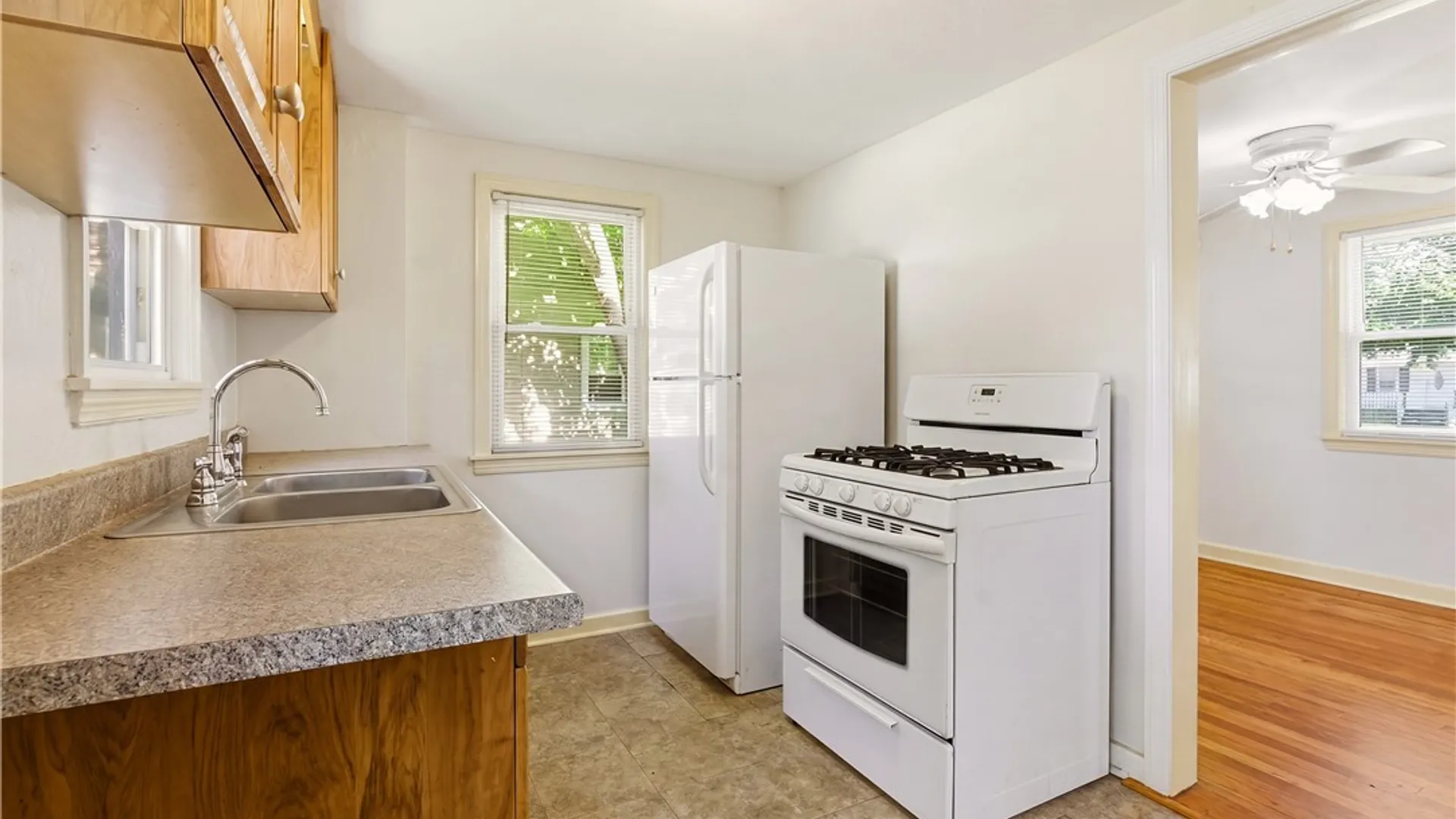 Property at 818 Roosevelt Avenue, Rome, NY 13440 12