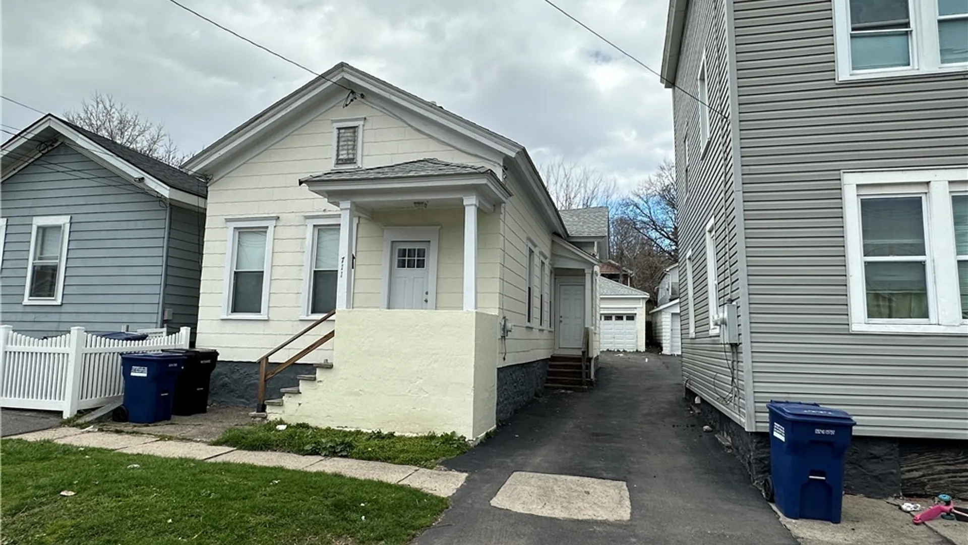 Property at 711 E Division Street, Syracuse, NY 13208 2
