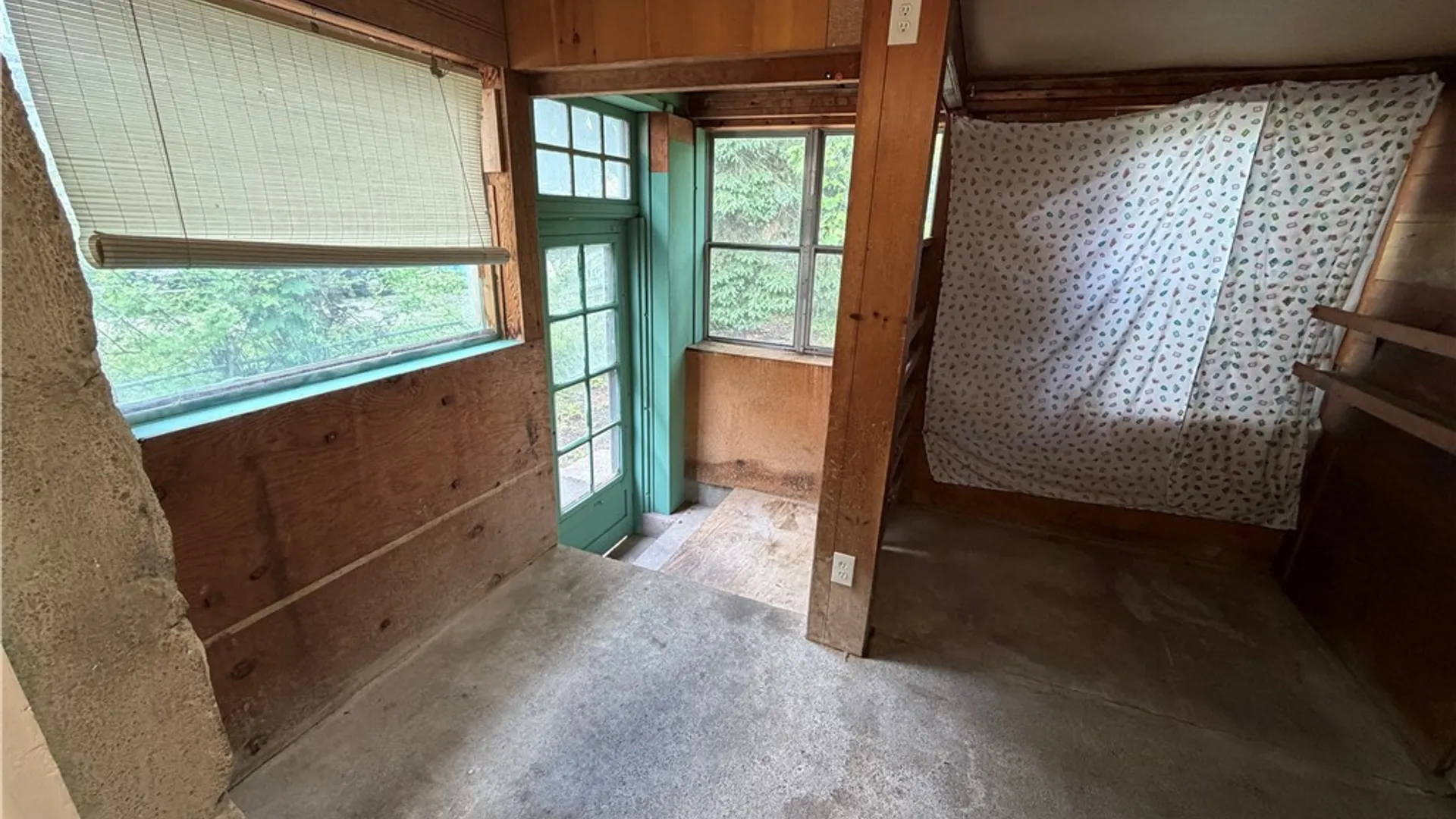 Property at 127 Burdick Avenue, Syracuse, NY 13208 16