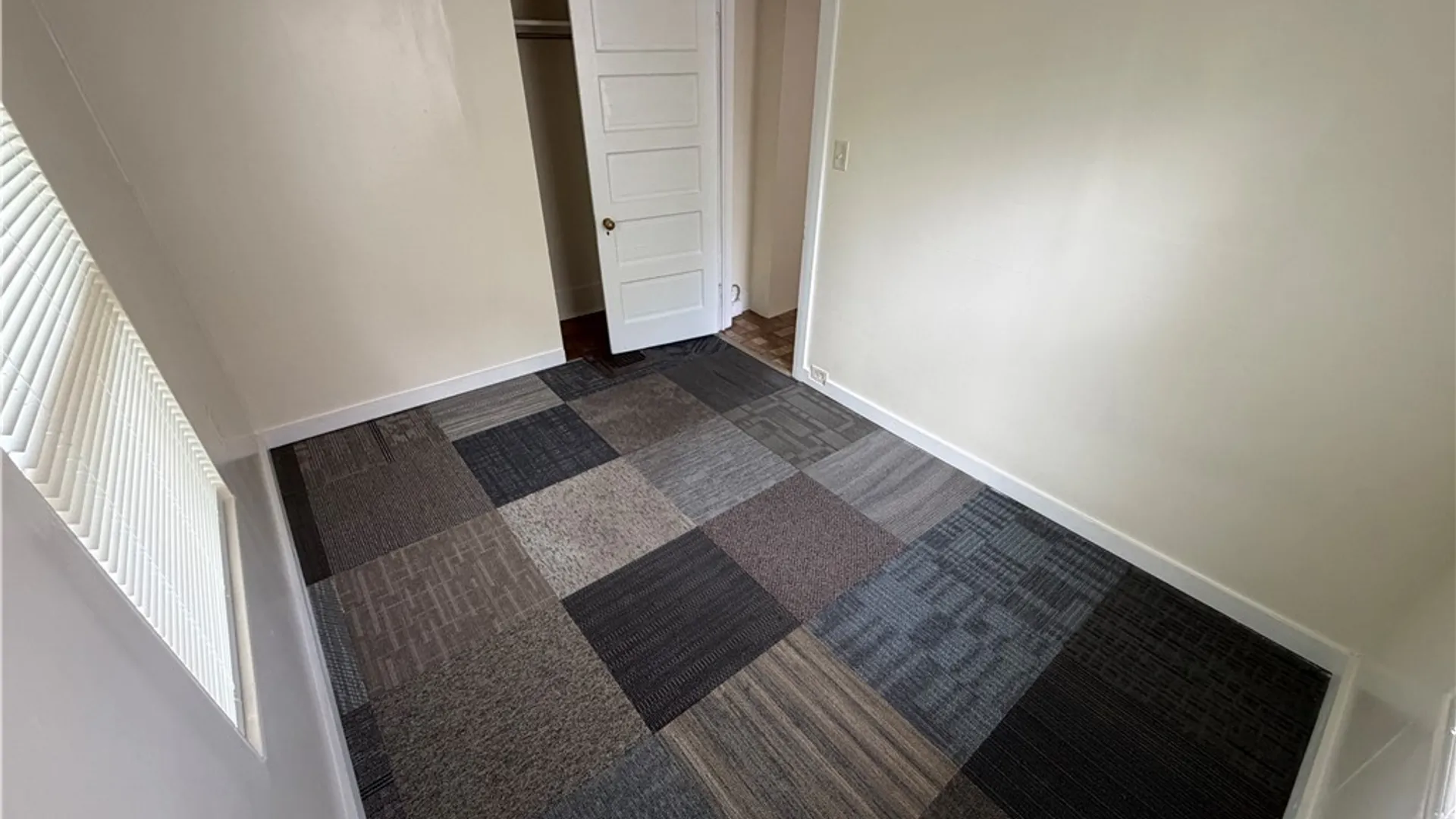 Property at 127 Burdick Avenue, Syracuse, NY 13208 27