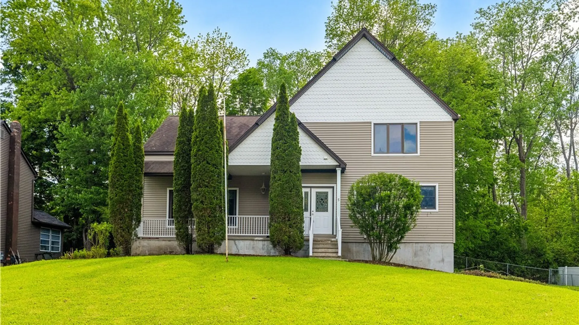 Property at 5 Symphony Place, Whitestown, NY 13492 2