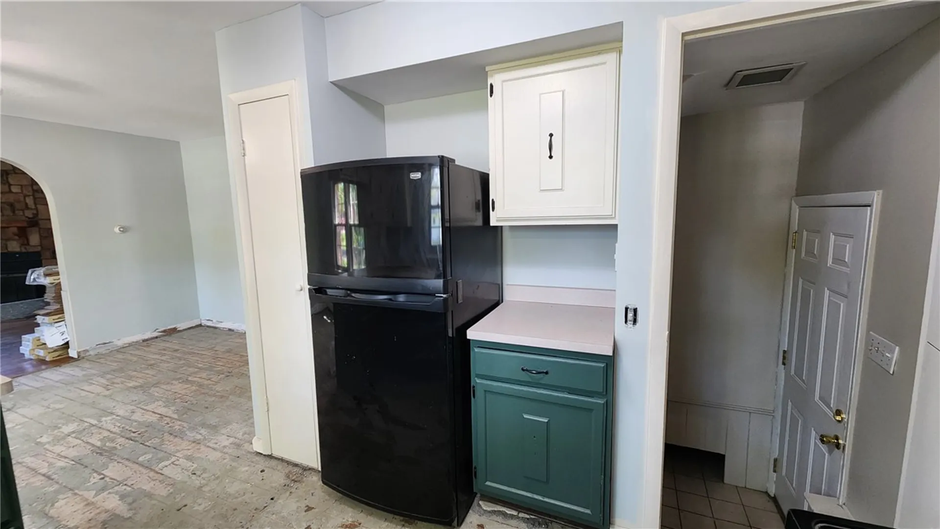 Property at 263 Crestwood Boulevard, Gates, NY 14624 12