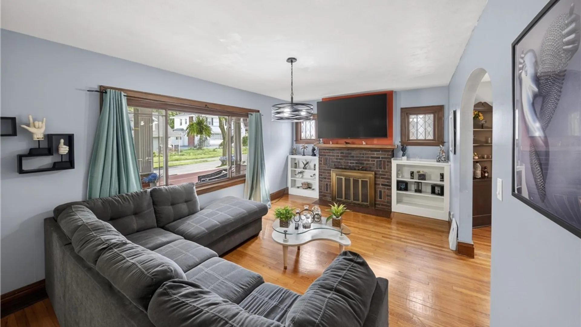 Property at 148 Winthrop Rd, Syracuse, NY 13206 12