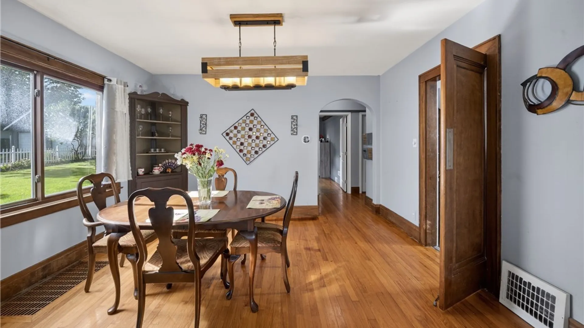 Property at 148 Winthrop Rd, Syracuse, NY 13206 15