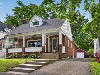 Property at 148 Winthrop Rd, Syracuse, NY 13206
