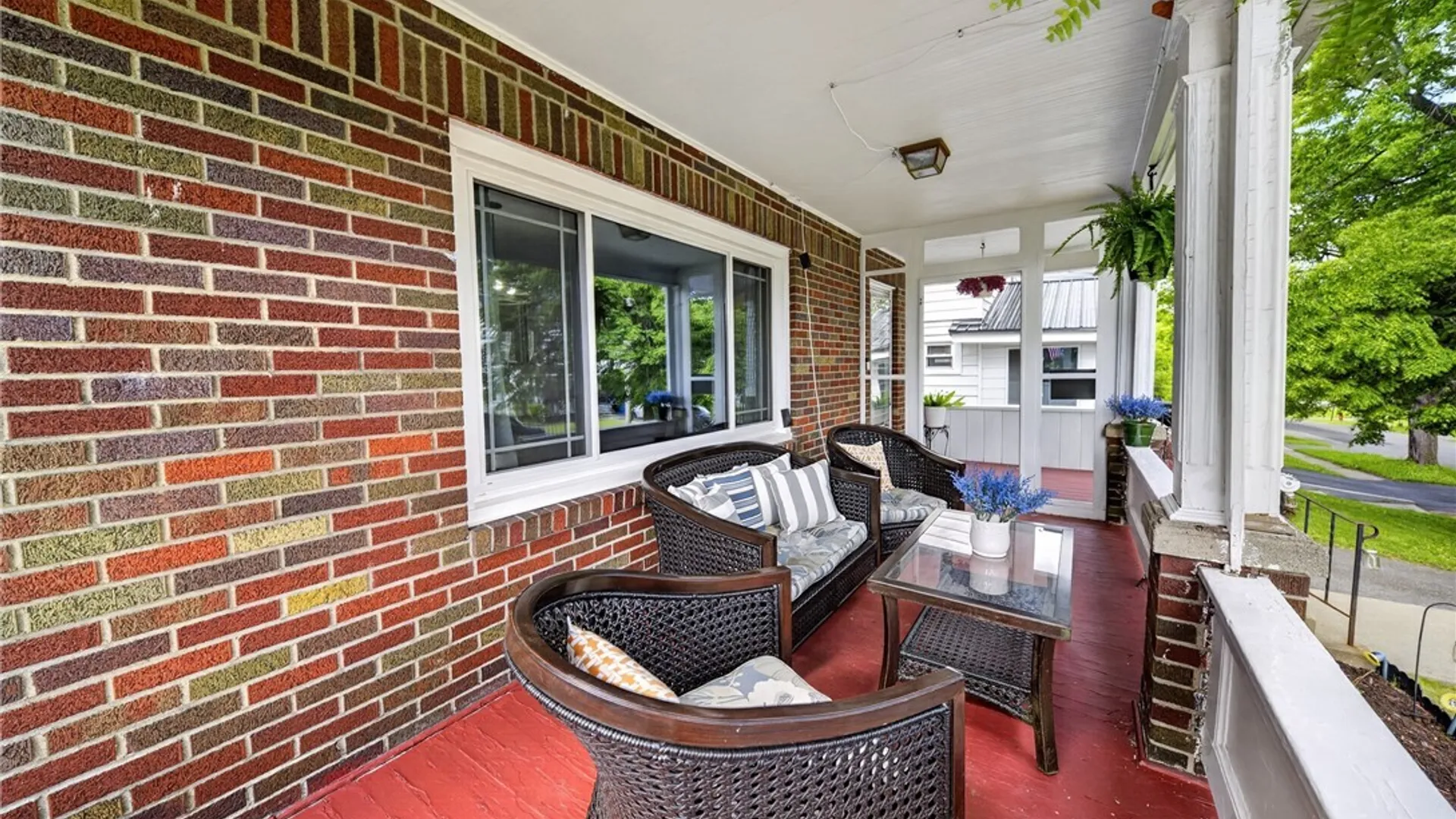 Property at 148 Winthrop Rd, Syracuse, NY 13206 8