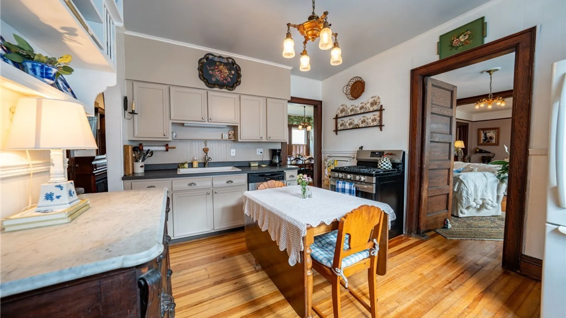 Property at 487 Main Street, West Seneca, NY 14224 12