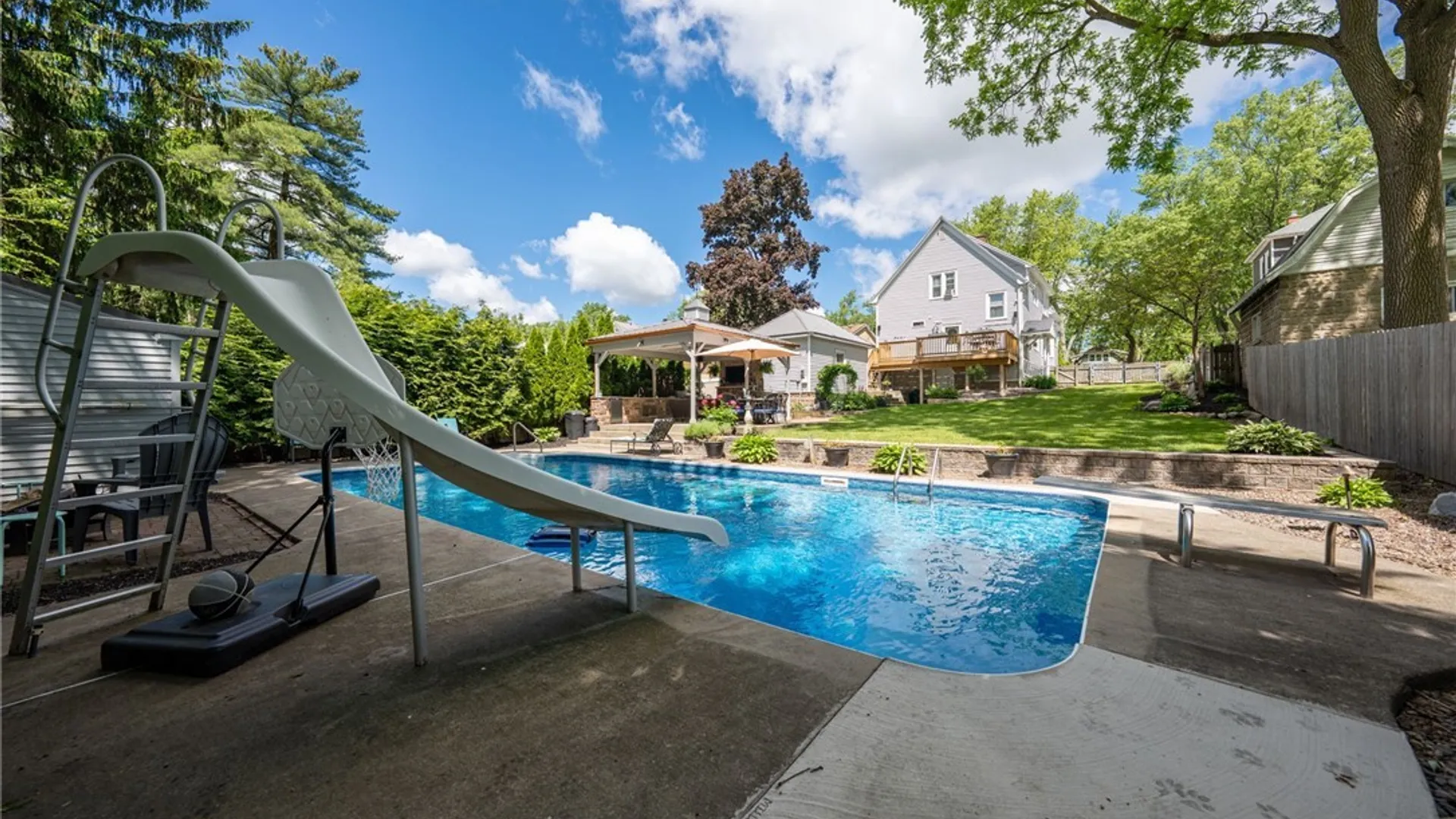 Property at 487 Main Street, West Seneca, NY 14224 41