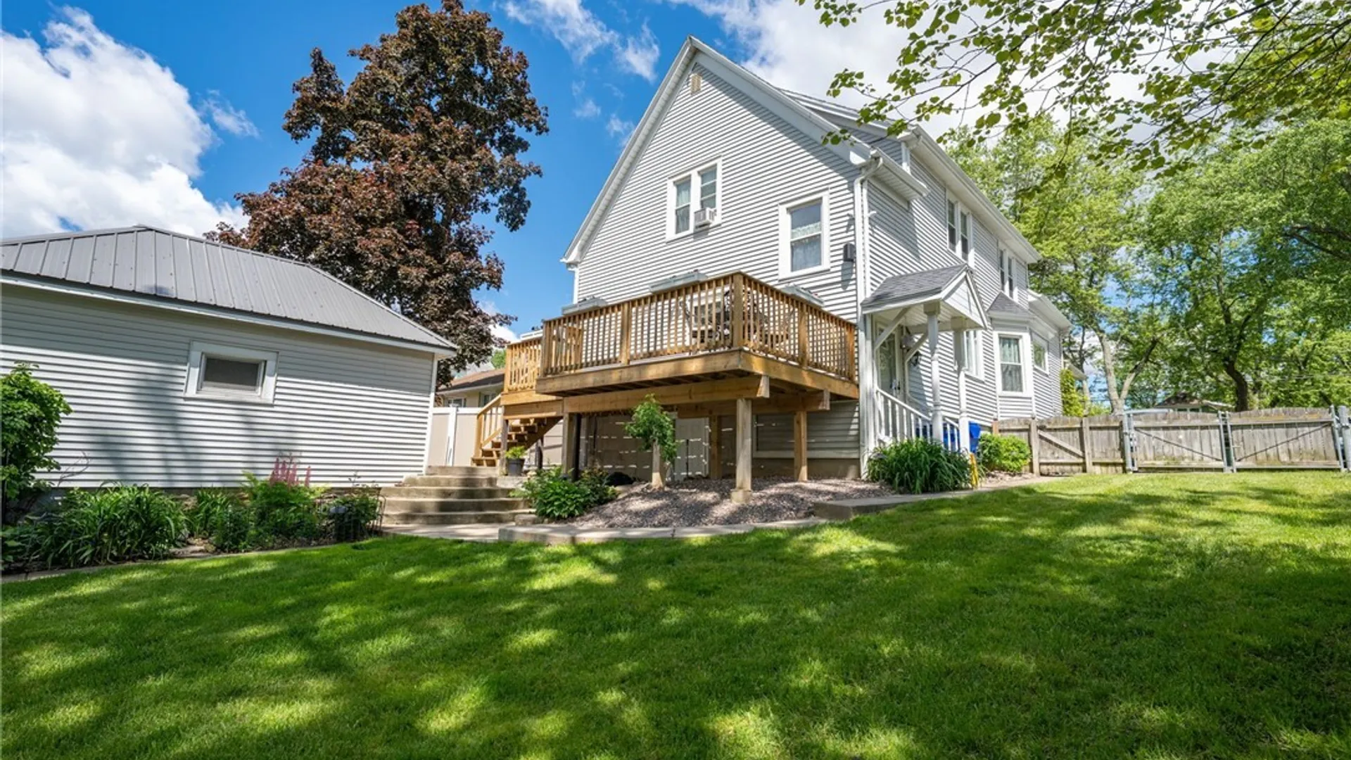 Property at 487 Main Street, West Seneca, NY 14224 44