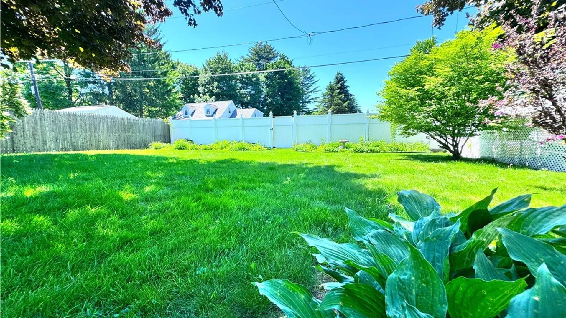 Property at 8 Hara Crescent, New Hartford, NY 13413 12