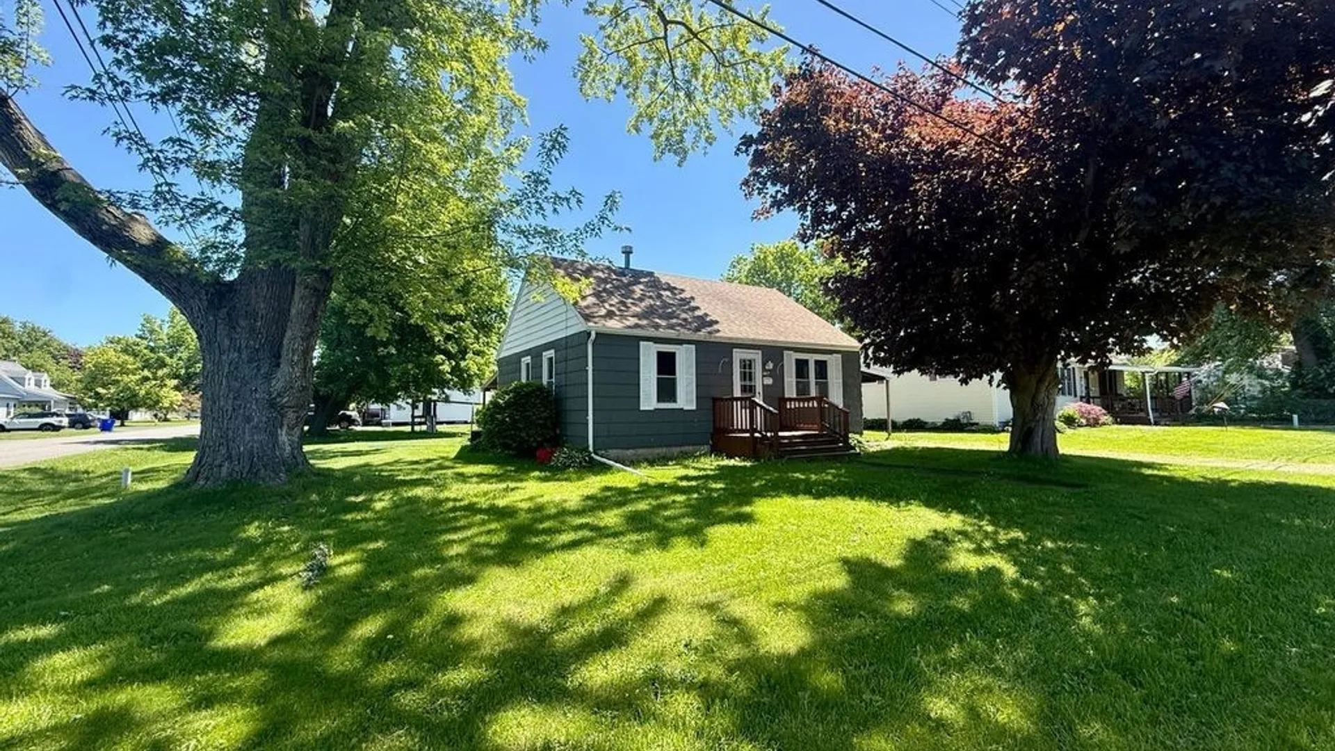 Property at 2617 Howard Avenue, Newfane, NY 14108 4