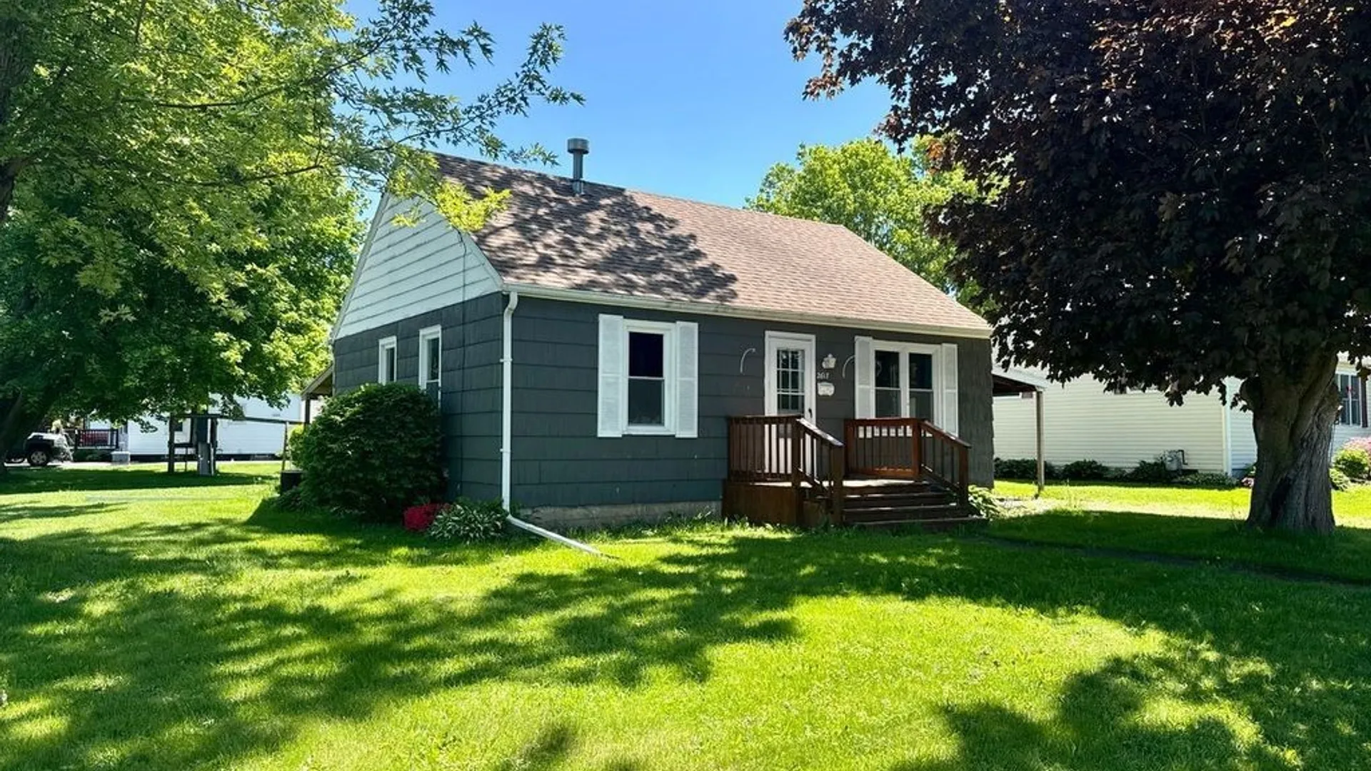 Property at 2617 Howard Avenue, Newfane, NY 14108 5
