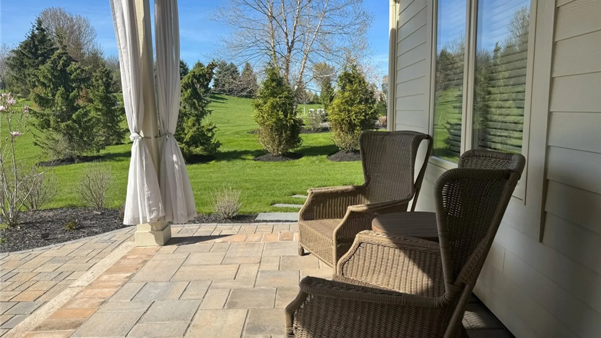 Property at 9 Hawkstone Way, Pittsford, NY 14534 26