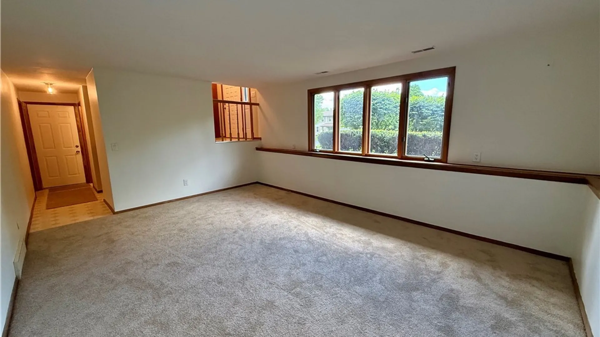 Property at 103 Viceroy Drive, Camillus, NY 13031 47